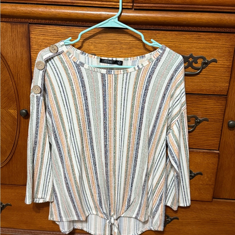 Multicolored Tie Front 3/4 Sleeve Blouse